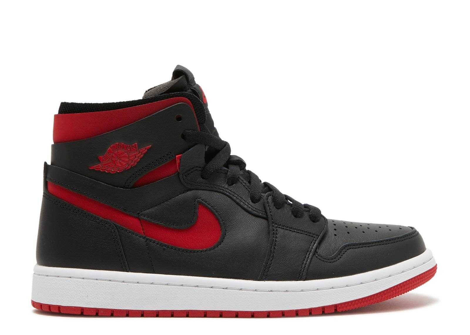 Wmns Air Jordan 1 Zoom CMFT in black and university red with a white rubber sole, featuring the signature Wings logo on the collar. Stylish and comfortable high-top sneaker for women.