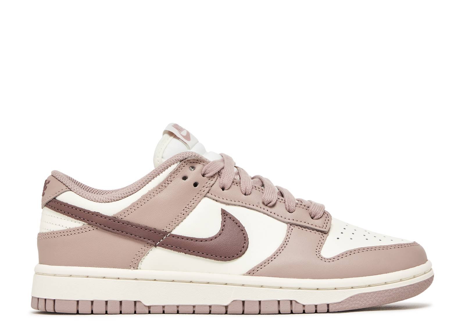 Wmns Dunk Low Diffused Taupe sneaker featuring beige and white leather upper with a taupe Nike Swoosh, designed for casual and athletic wear.